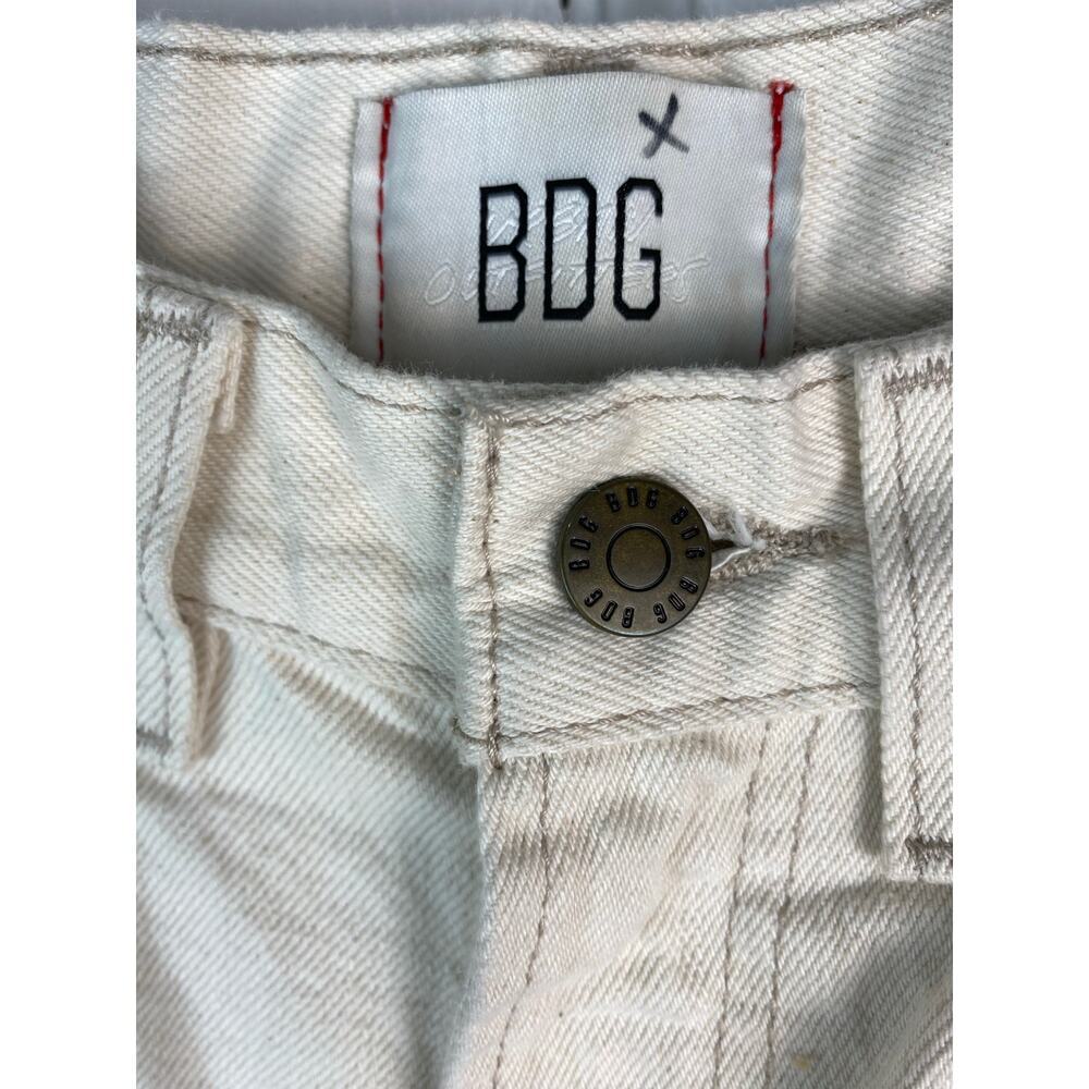 Urban Outfitters BDG Women's Size 26 Cream Distressed High Rise Baggy Jeans‎ * - Picture 5 of 10